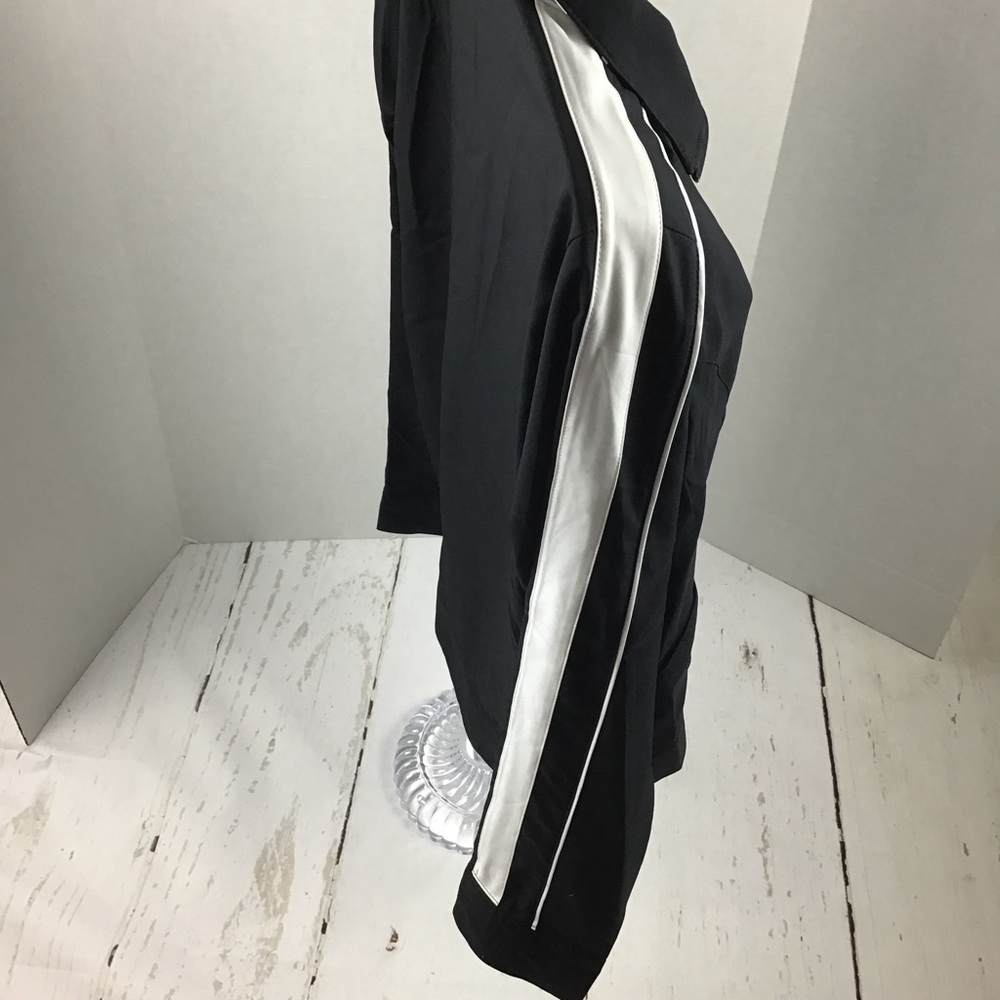 Nike Jacket - Picture 4 of 7